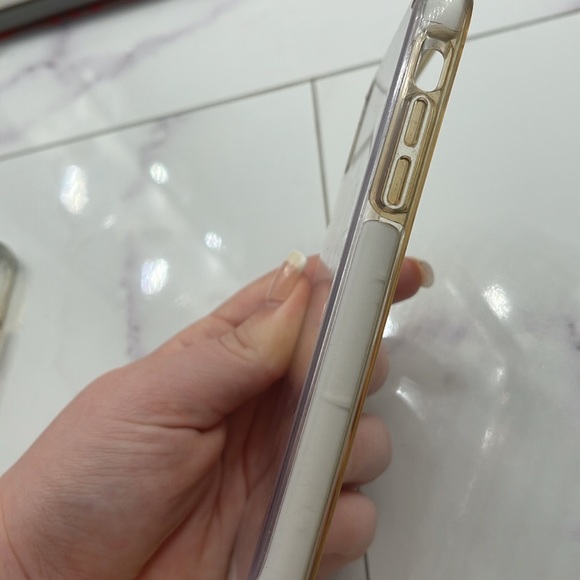 iphone xr cases. - Picture 3 of 4